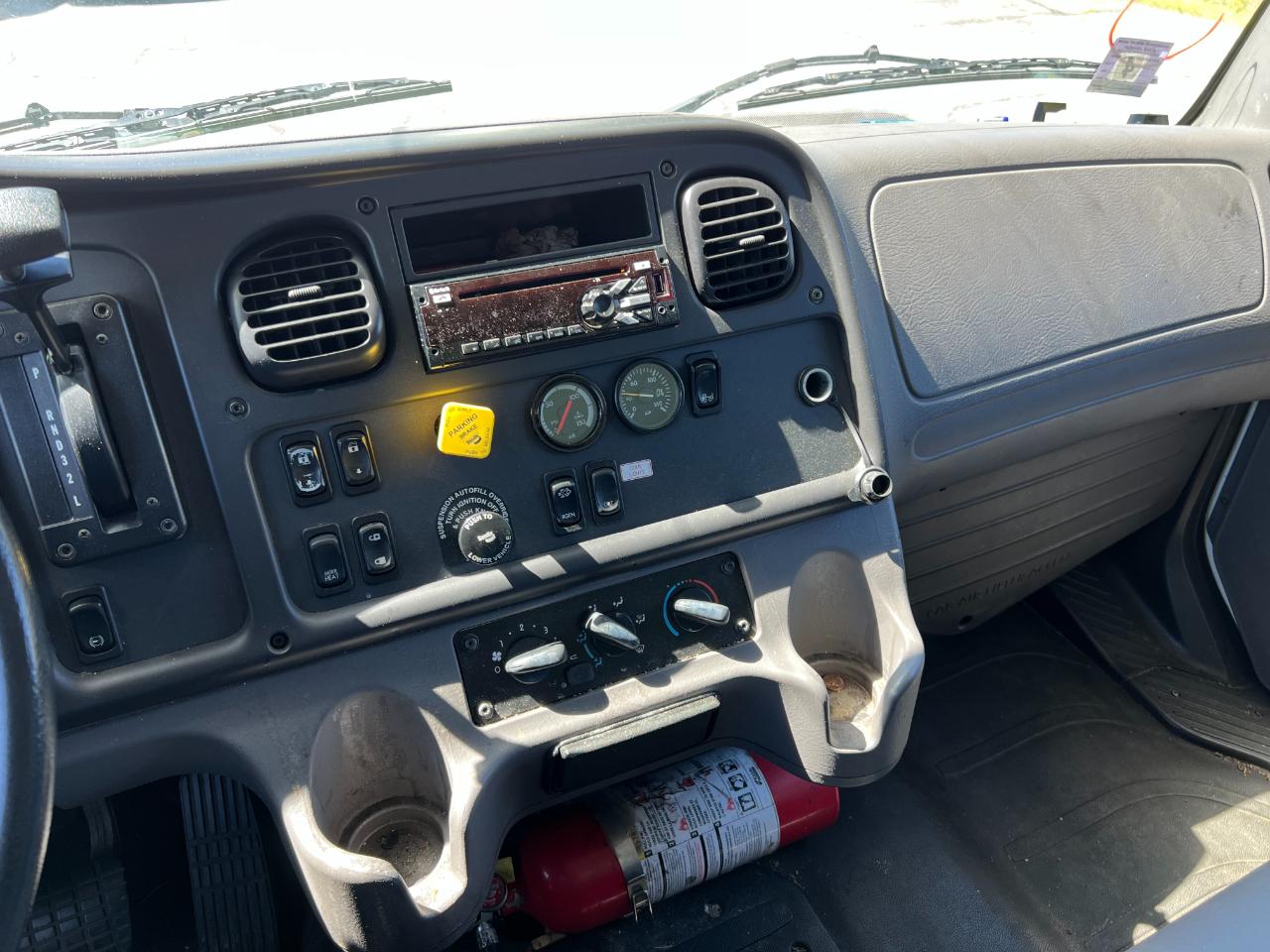 Freightliner M2 106  2019