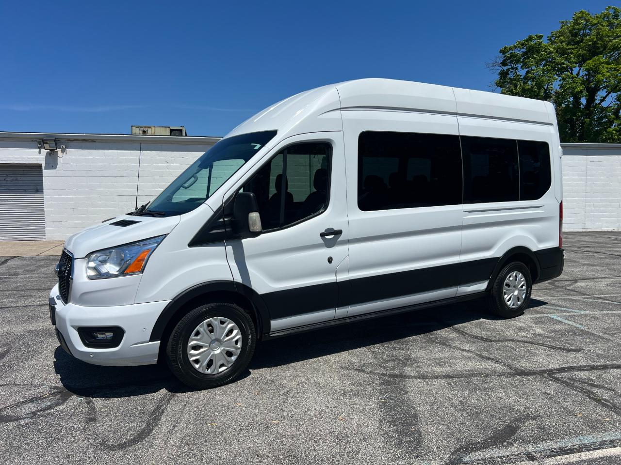 Ford Transit 350 Wagon High Roof XL w/Sliding Pass. 148-in. WB 2021