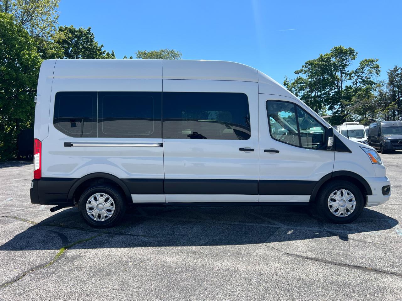 Ford Transit 350 Wagon High Roof XL w/Sliding Pass. 148-in. WB 2021