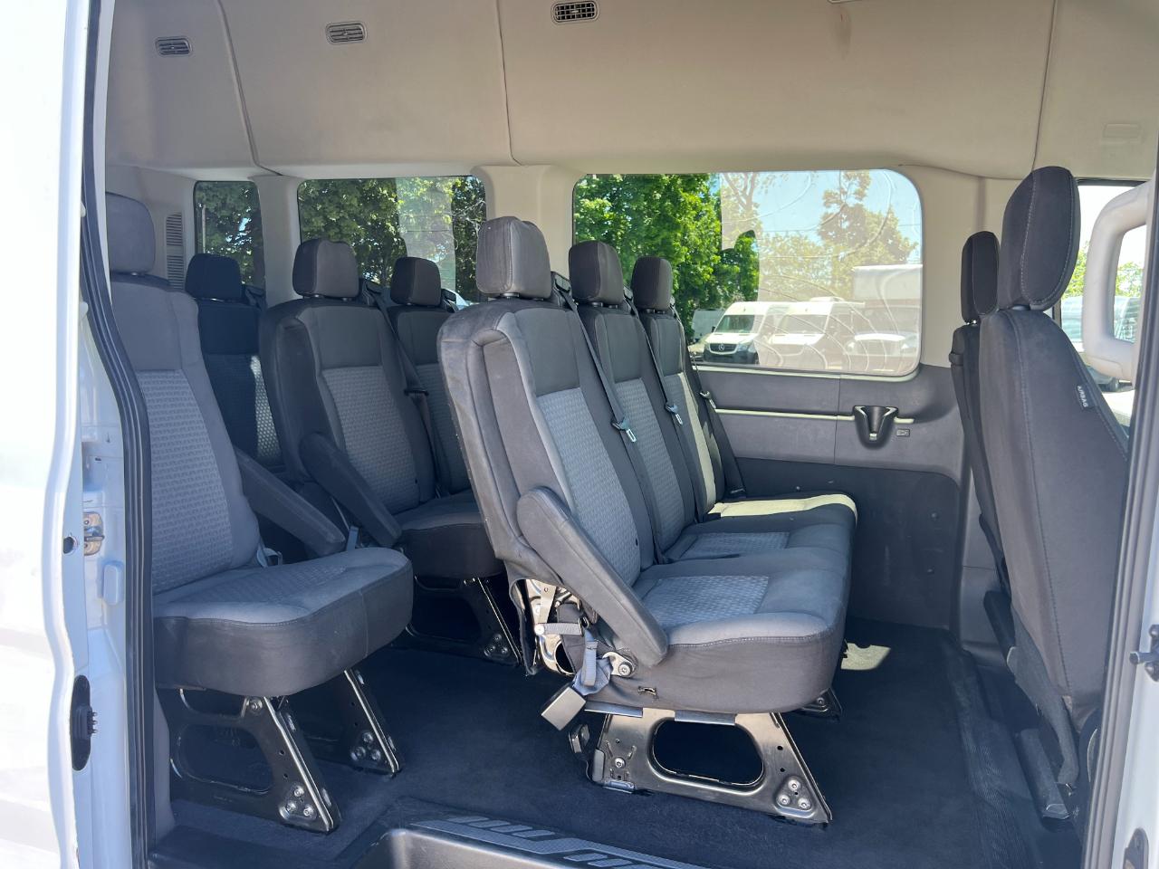 Ford Transit 350 Wagon High Roof XL w/Sliding Pass. 148-in. WB 2021