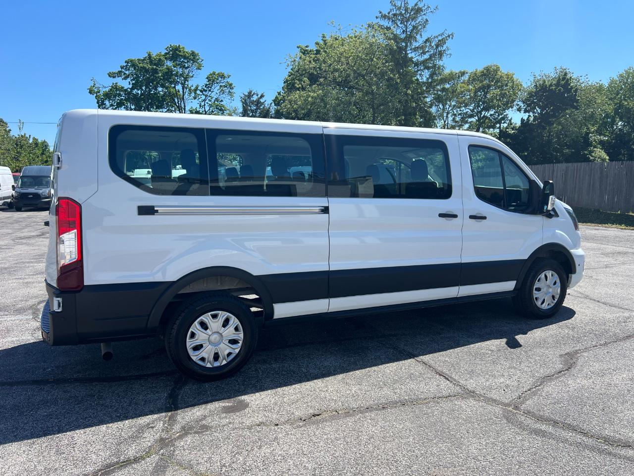 Ford Transit 350 Wagon Low Roof XL w/Sliding Pass. 148-in. WB 2026