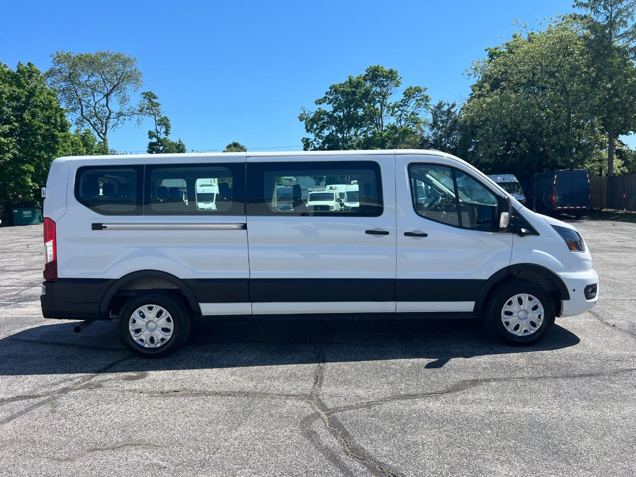 Ford Transit 350 Wagon Low Roof XL w/Sliding Pass. 148-in. WB 2026