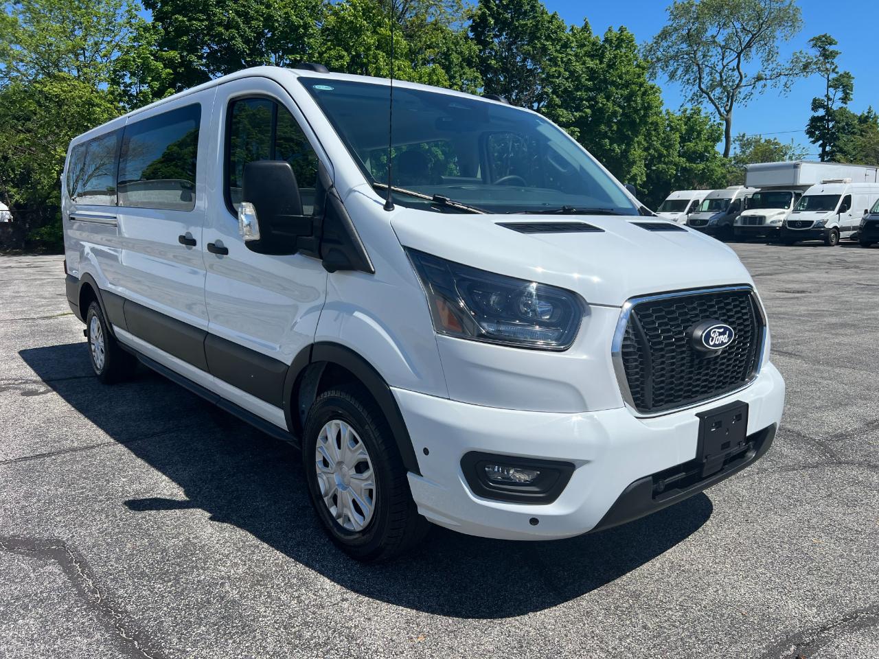 Ford Transit 350 Wagon Low Roof XL w/Sliding Pass. 148-in. WB 2026