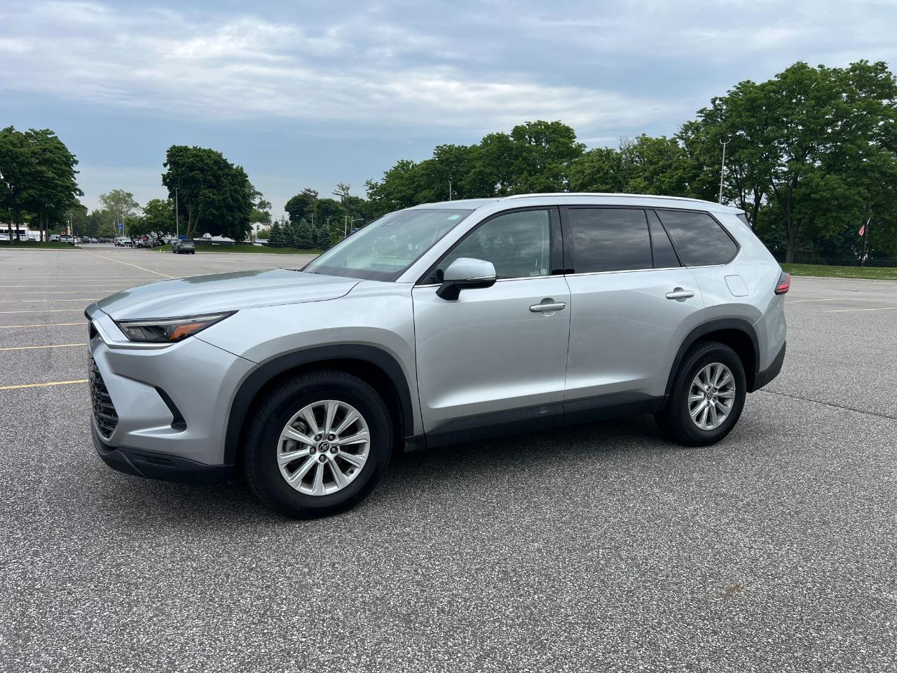 Toyota Grand Highlander XLE AWD 2025