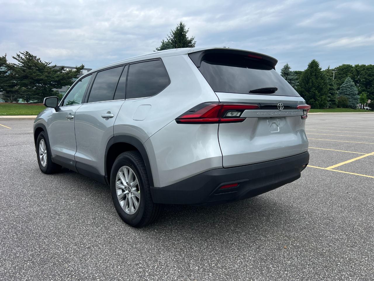Toyota Grand Highlander XLE AWD 2025