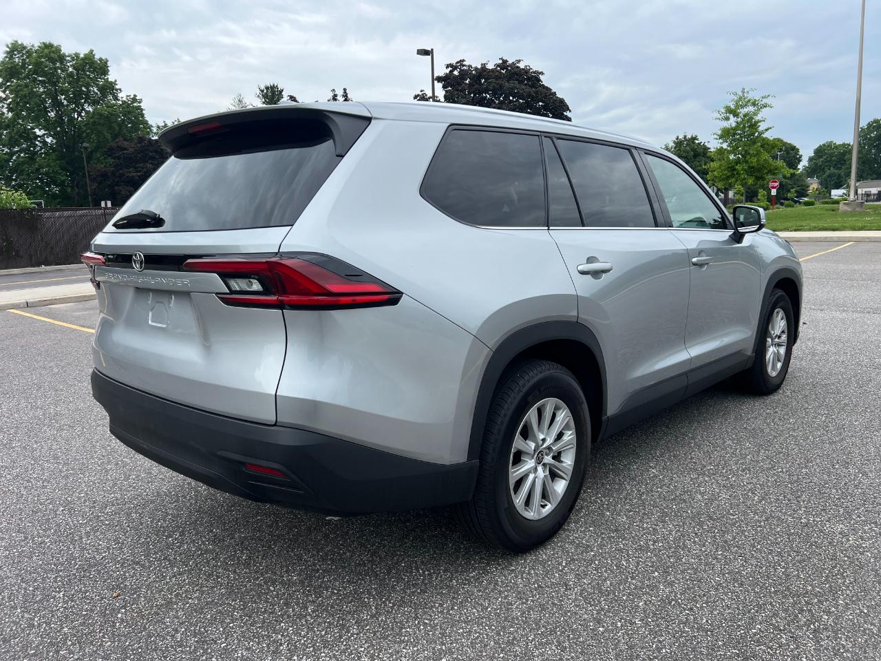 Toyota Grand Highlander XLE AWD 2025