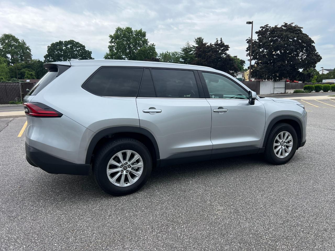 Toyota Grand Highlander XLE AWD 2025