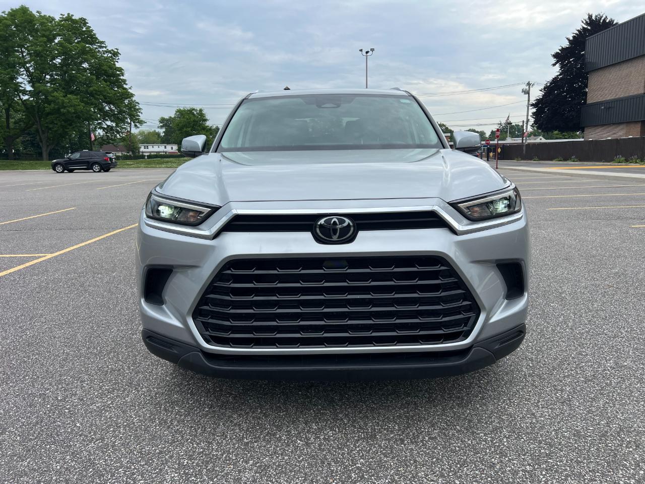 Toyota Grand Highlander XLE AWD 2025
