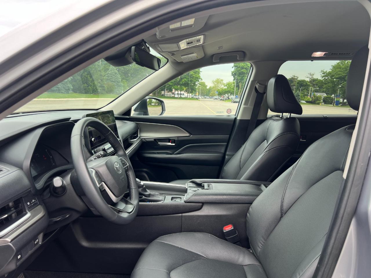 Toyota Grand Highlander XLE AWD 2025