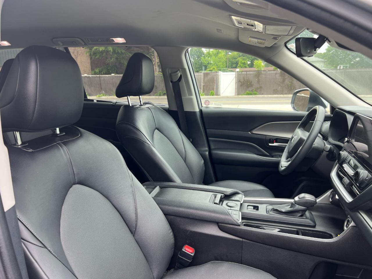 Toyota Grand Highlander XLE AWD 2025