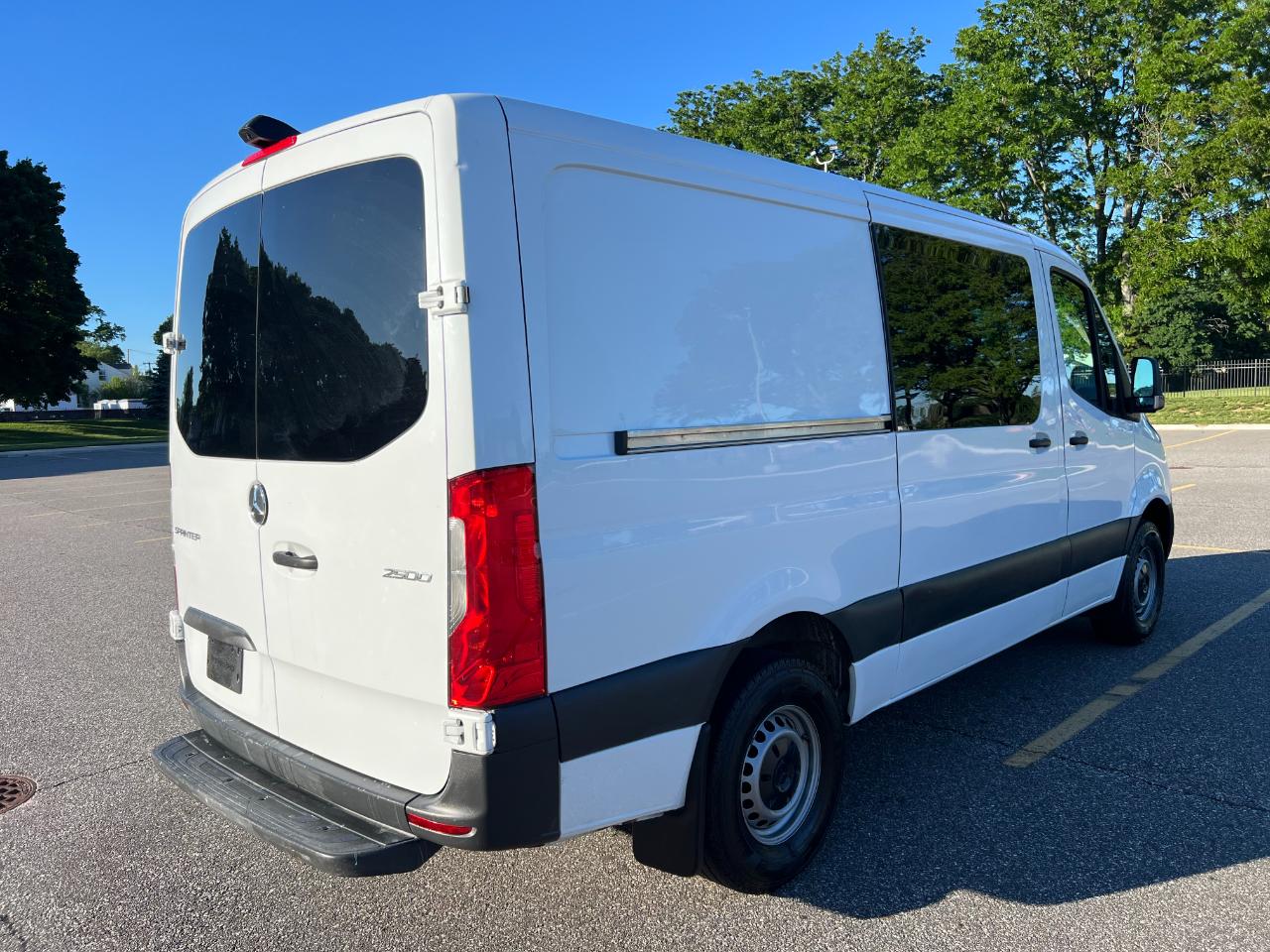 Mercedes-Benz Sprinter 2500 144-in. WB 2020