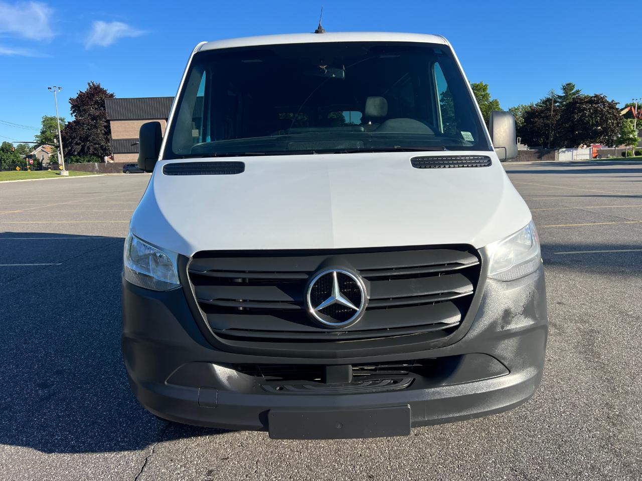 Mercedes-Benz Sprinter 2500 144-in. WB 2020