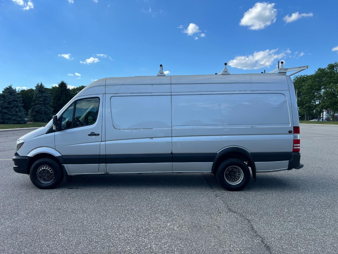 Mercedes-Benz Sprinter 3500 High Roof 170-in. WB 2015