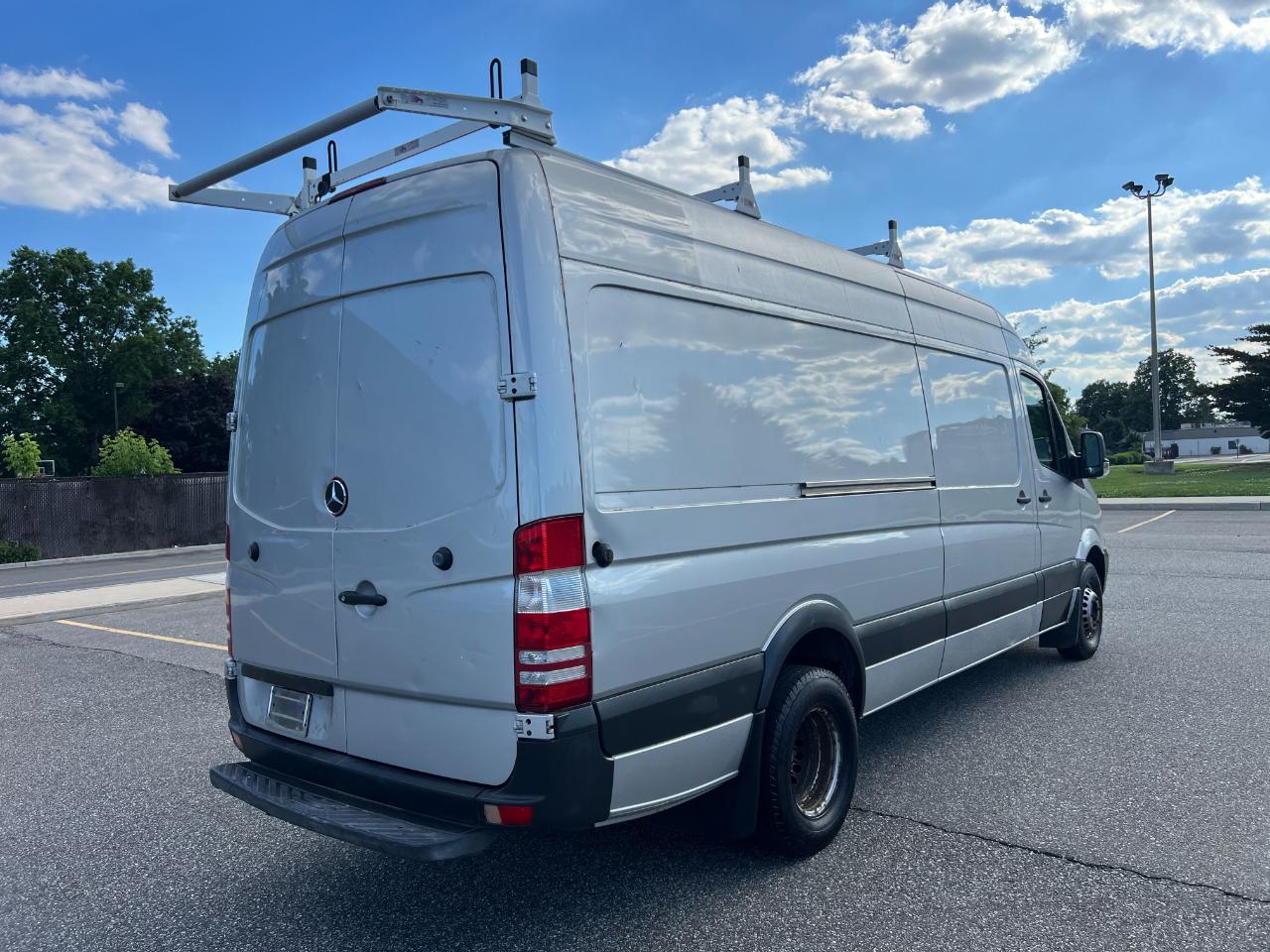 Mercedes-Benz Sprinter 3500 High Roof 170-in. WB 2015