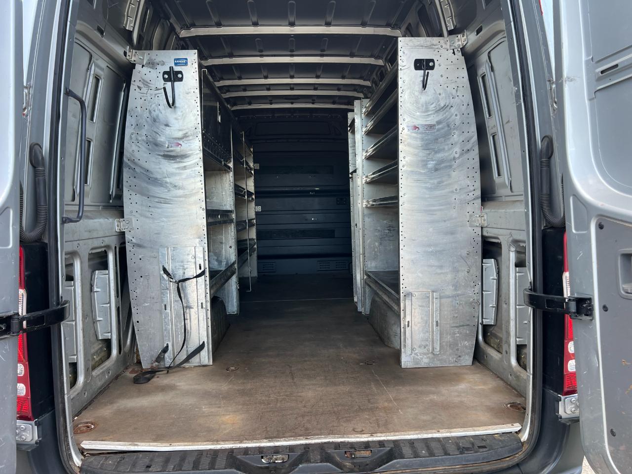 Mercedes-Benz Sprinter 3500 High Roof 170-in. WB 2015