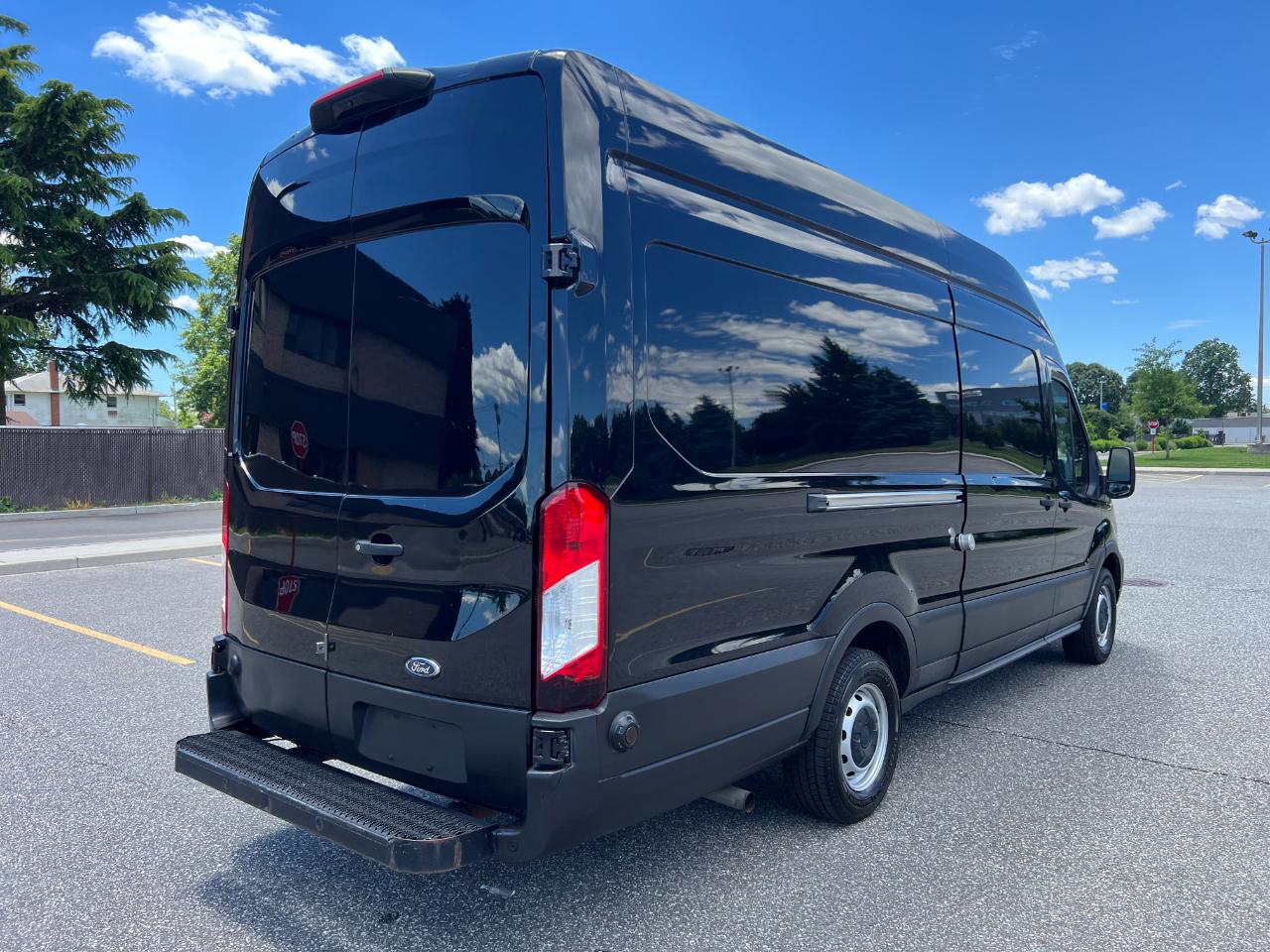 Ford Transit 250 Van High Roof w/Sliding Pass. 148-in. WB EL 2020