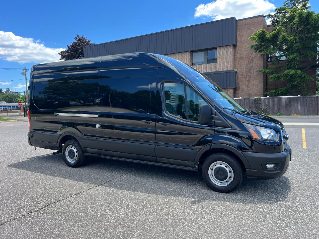 Ford Transit 250 Van High Roof w/Sliding Pass. 148-in. WB EL 2020