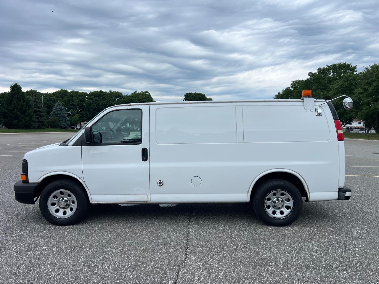 Chevrolet Express 1500 Cargo 2013