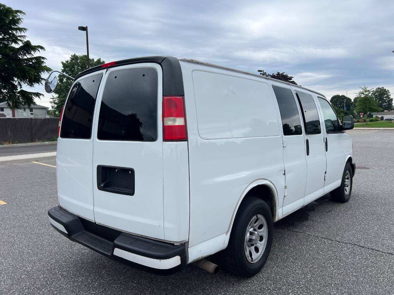 Chevrolet Express 1500 Cargo 2013