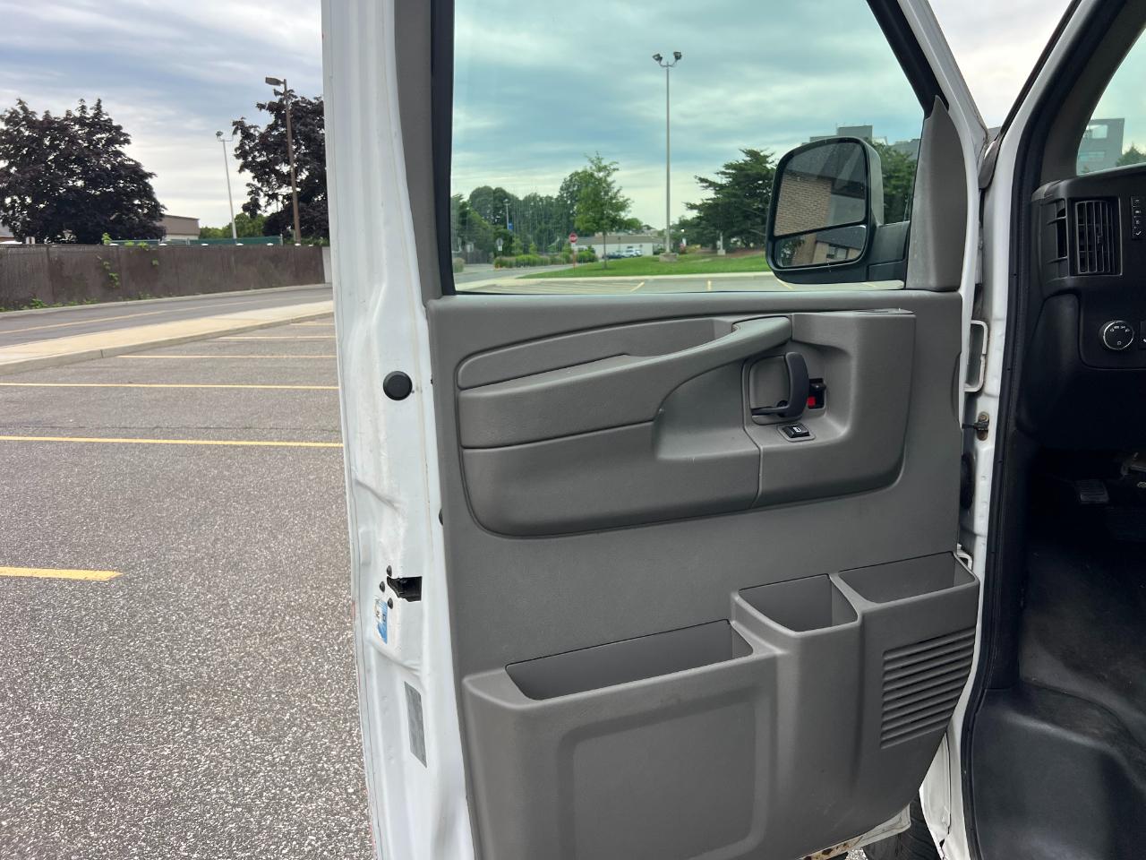 Chevrolet Express 1500 Cargo 2013