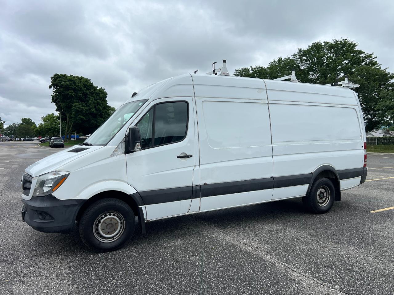 Mercedes-Benz Sprinter 3500 High Roof 170-in. WB 2015