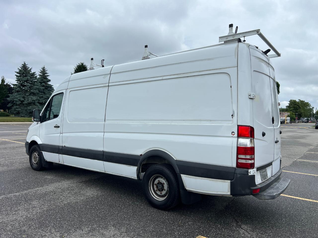 Mercedes-Benz Sprinter 3500 High Roof 170-in. WB 2015