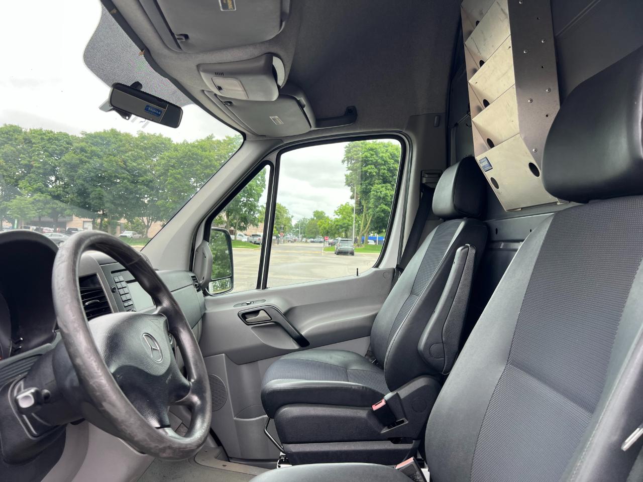 Mercedes-Benz Sprinter 3500 High Roof 170-in. WB 2015