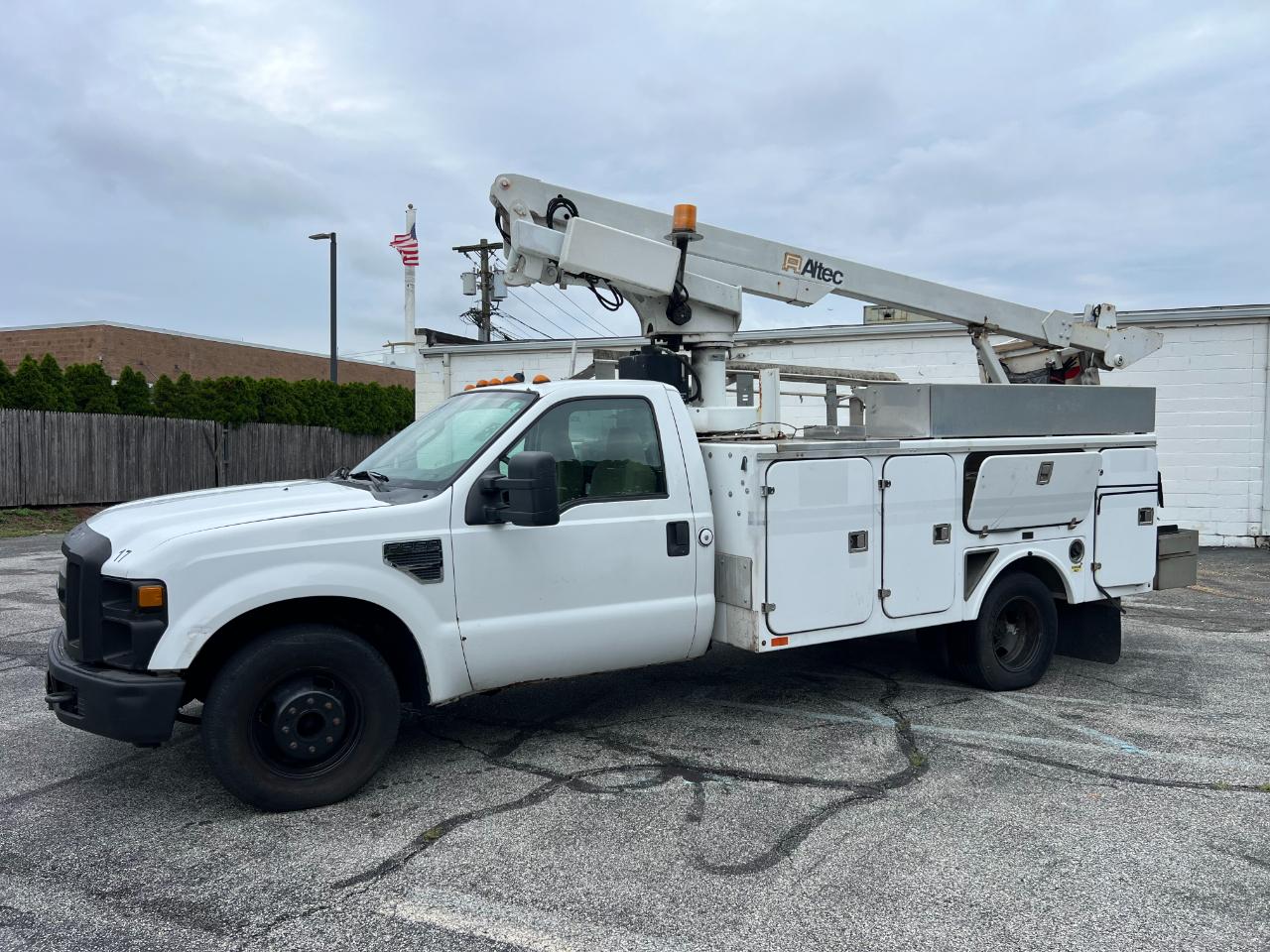Ford F-350 SD XL DRW 2WD 2008
