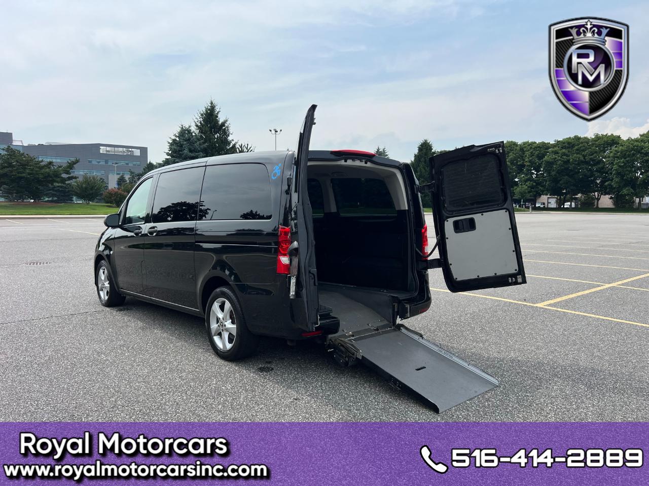 Mercedes-Benz Metris Passenger Van 2018