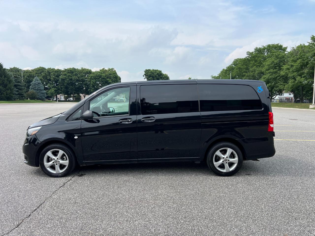 Mercedes-Benz Metris Passenger Van 2018