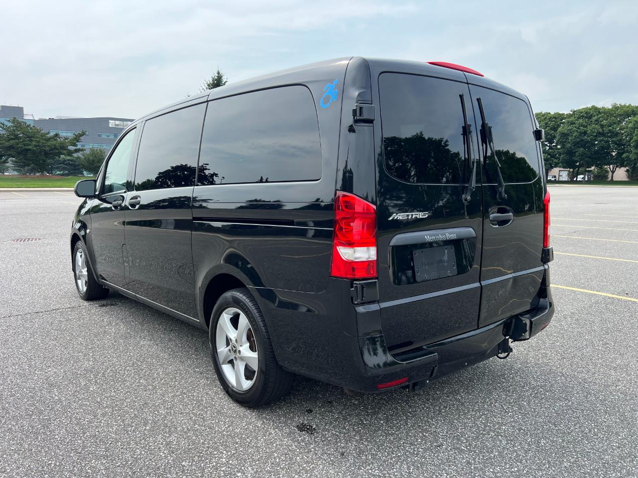 Mercedes-Benz Metris Passenger Van 2018