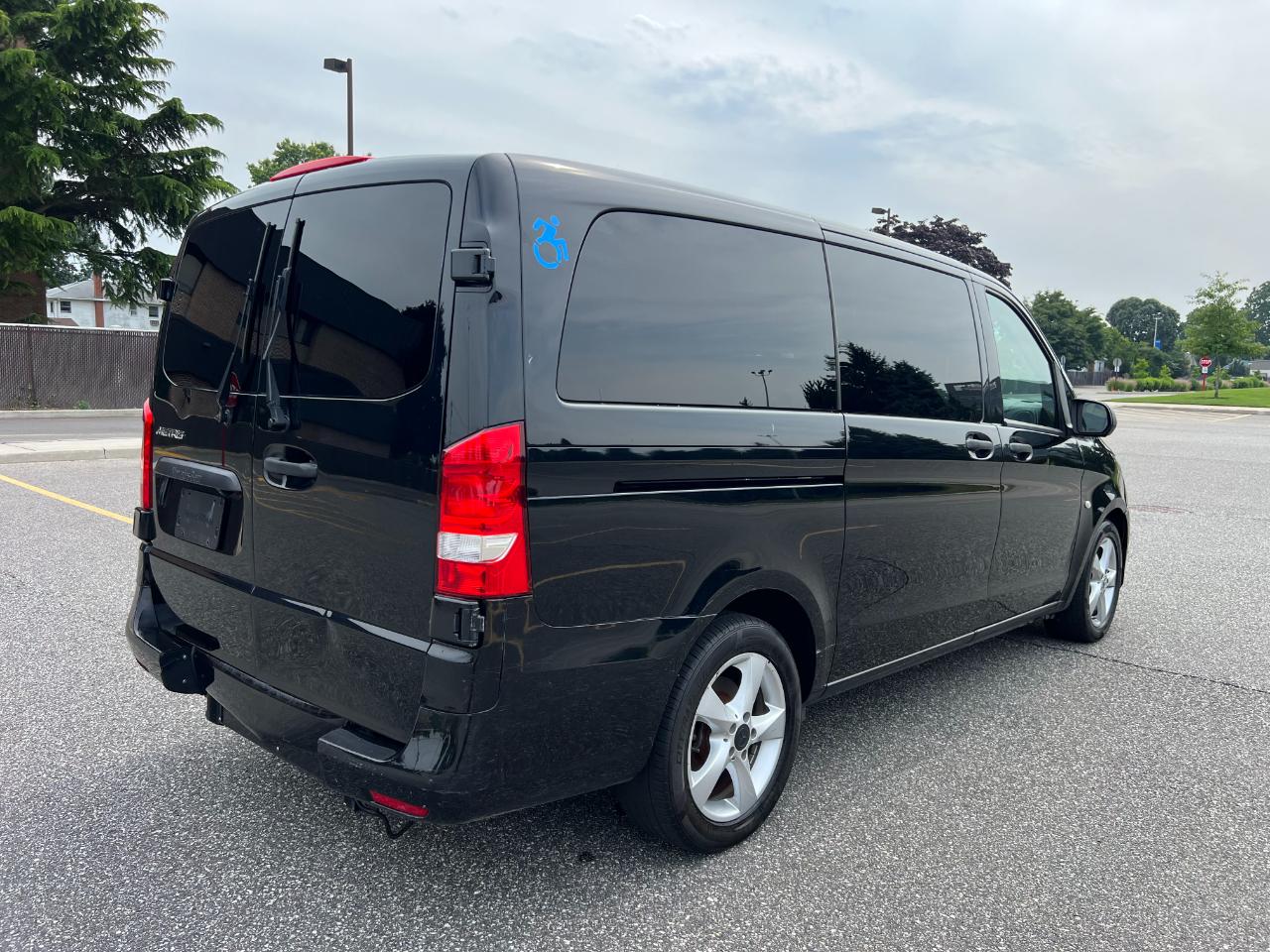 Mercedes-Benz Metris Passenger Van 2018