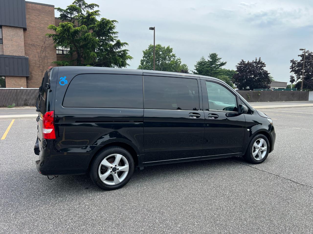 Mercedes-Benz Metris Passenger Van 2018