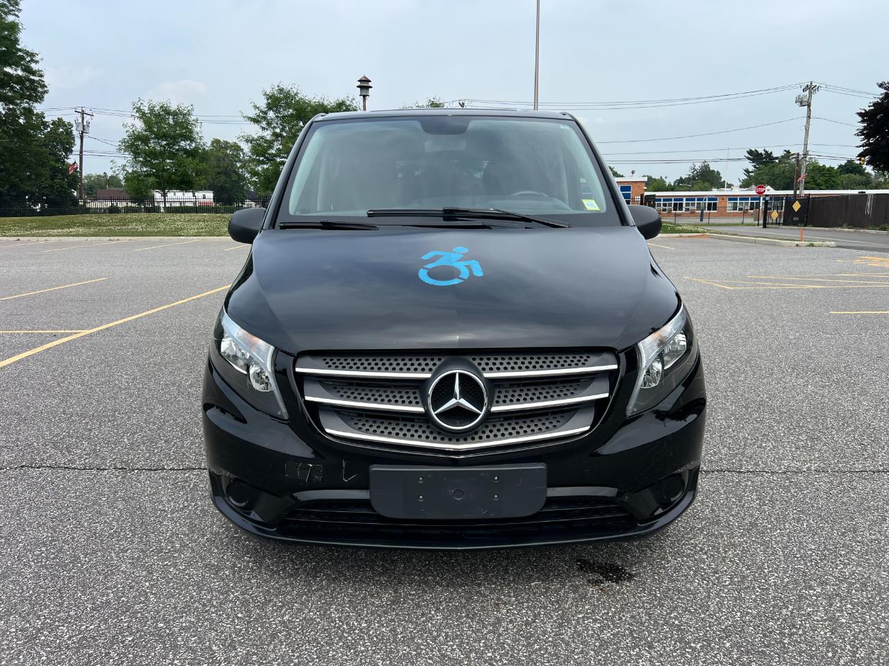 Mercedes-Benz Metris Passenger Van 2018