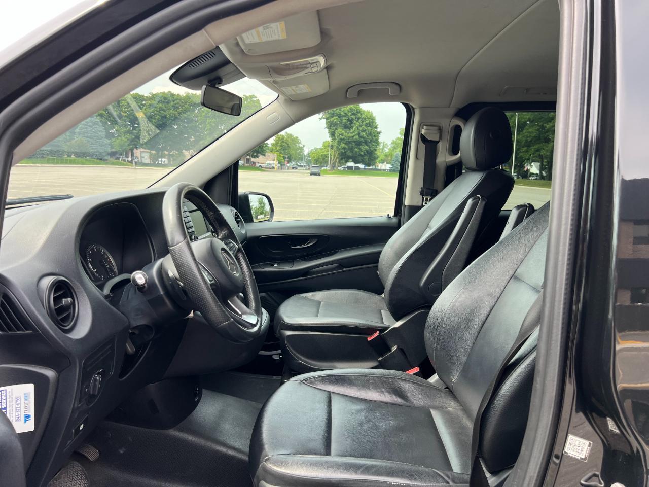 Mercedes-Benz Metris Passenger Van 2018