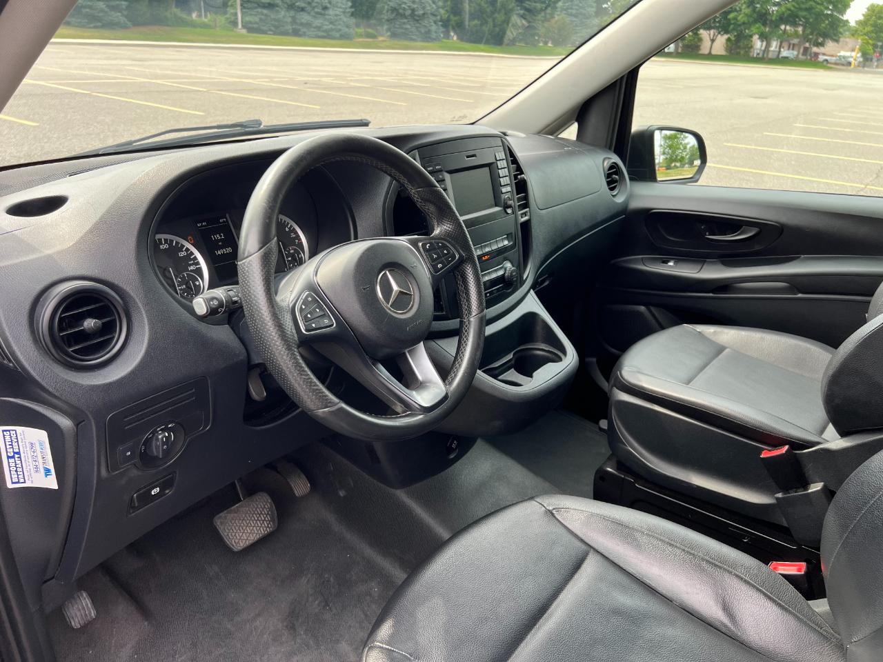 Mercedes-Benz Metris Passenger Van 2018