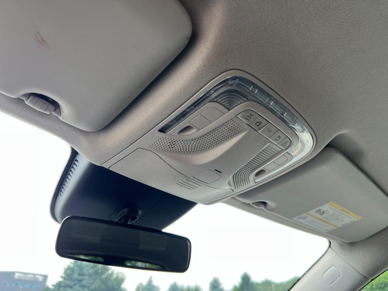 Mercedes-Benz Metris Passenger Van 2018