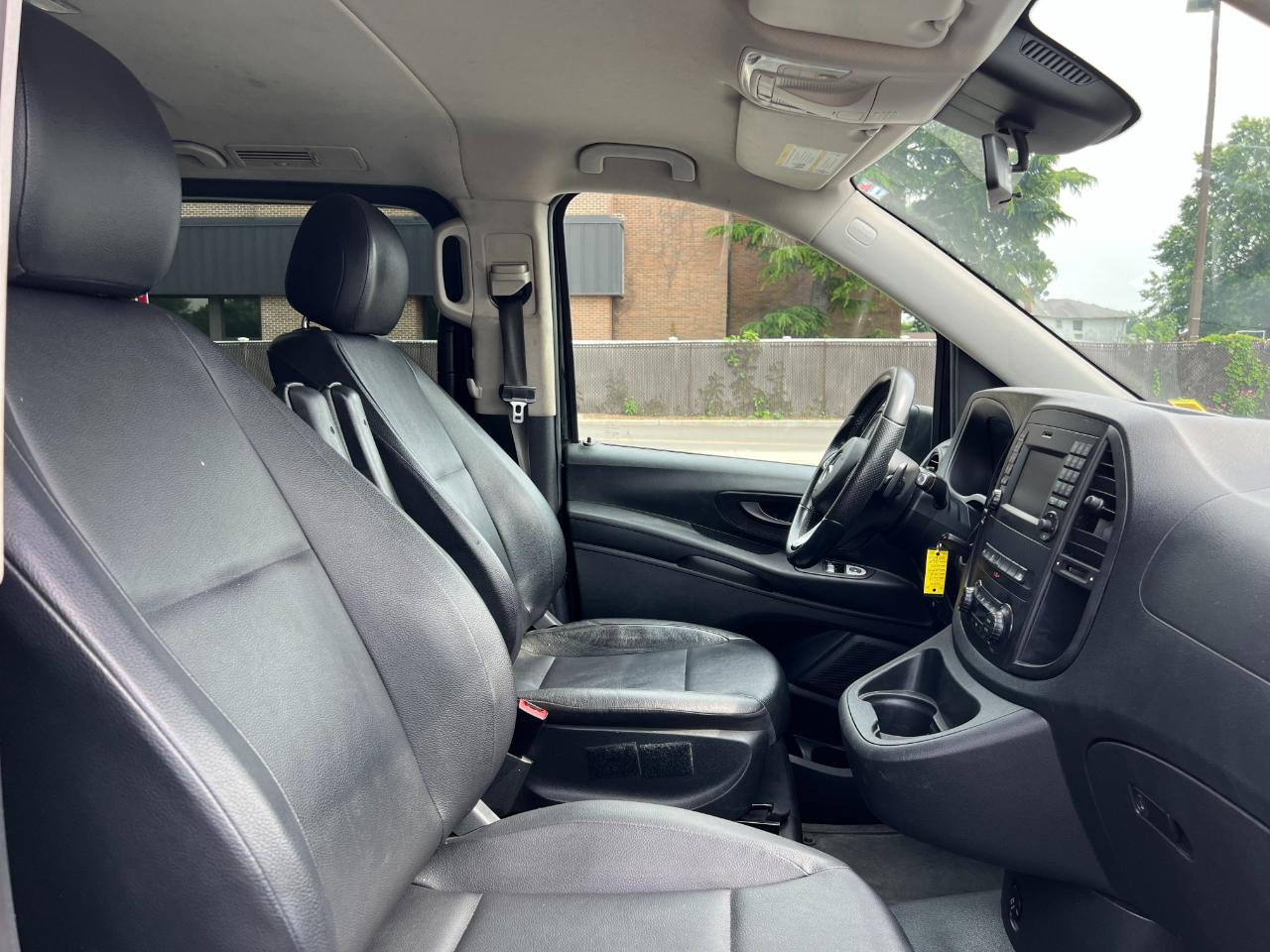Mercedes-Benz Metris Passenger Van 2018