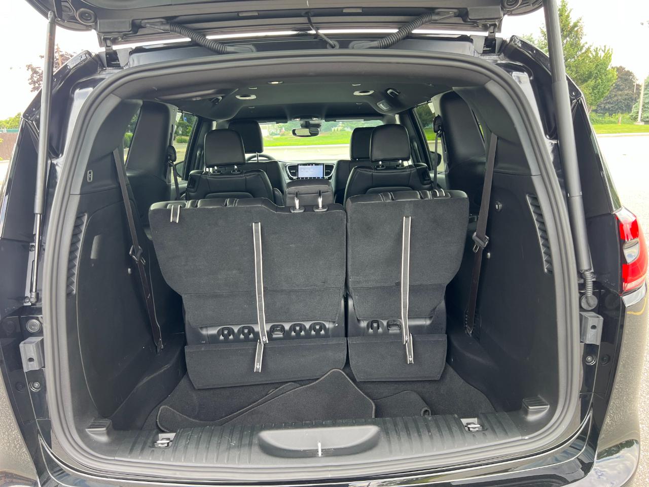 Chrysler Pacifica Select 2026