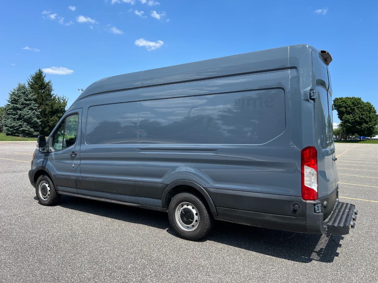 Ford Transit 250 Van High Roof w/Sliding Pass. 148-in. WB EL 2019