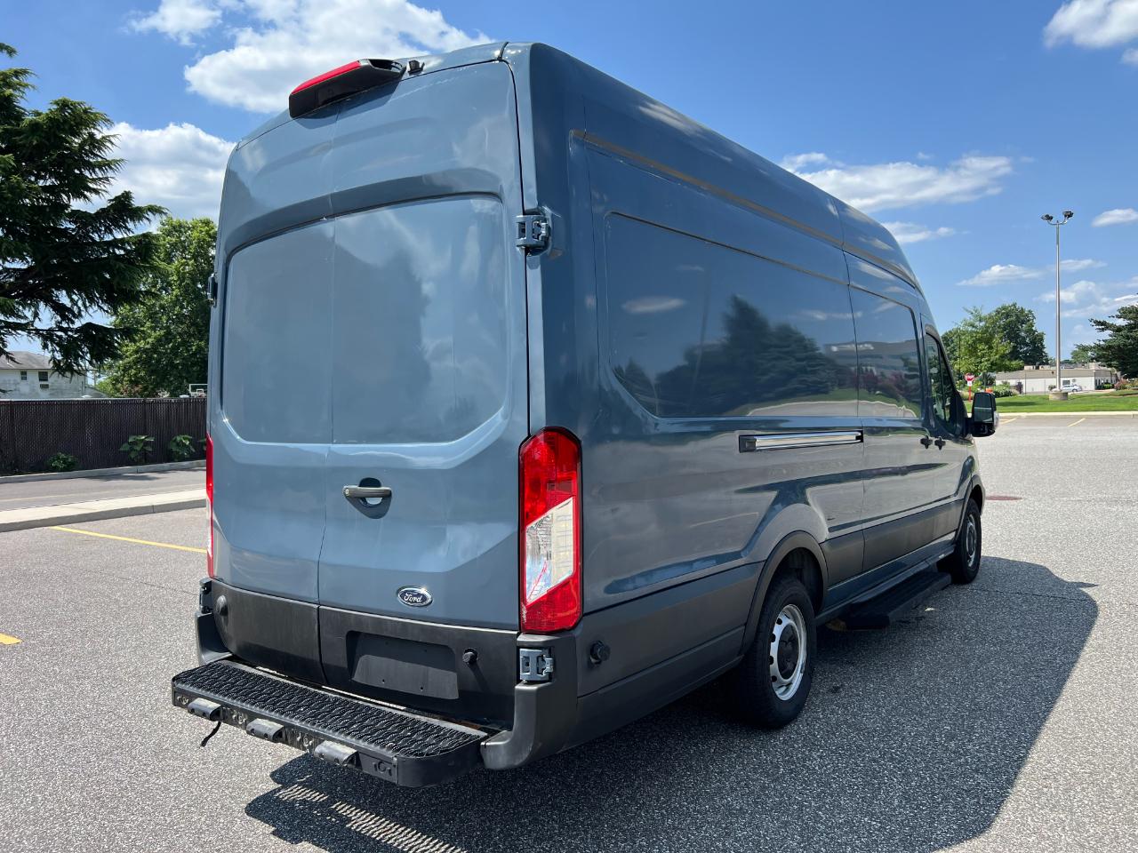 Ford Transit 250 Van High Roof w/Sliding Pass. 148-in. WB EL 2019