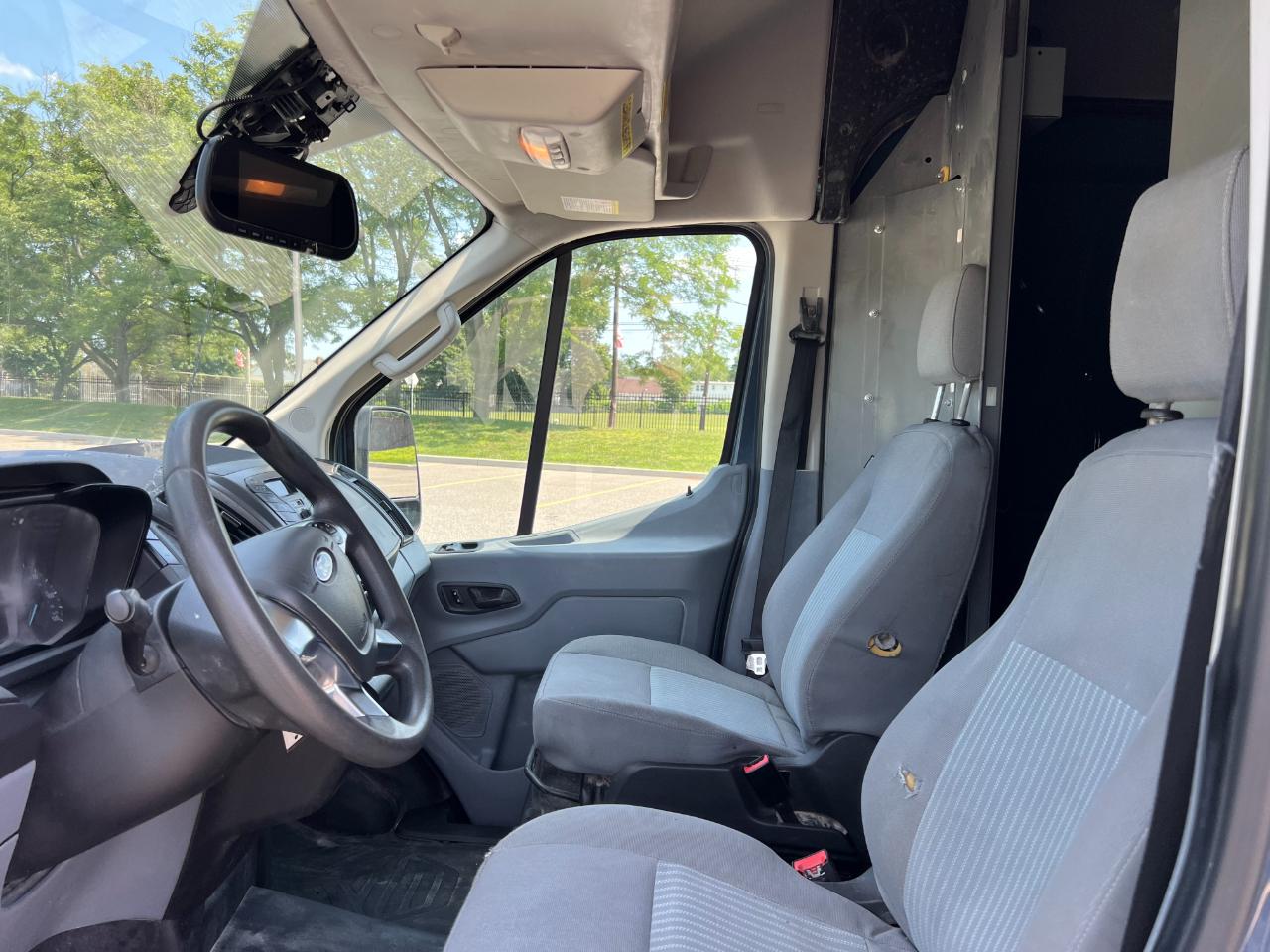 Ford Transit 250 Van High Roof w/Sliding Pass. 148-in. WB EL 2019