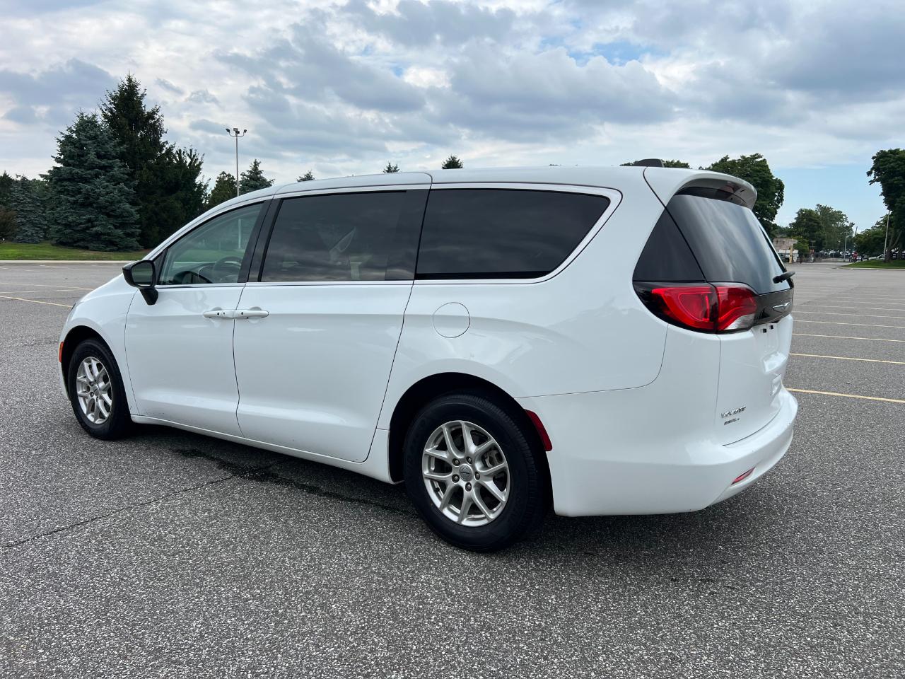 Chrysler Voyager LX 2024