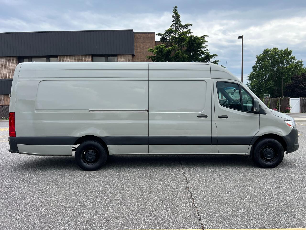 Mercedes-Benz Sprinter 2500 High Roof 170-in. WB EXT 2020