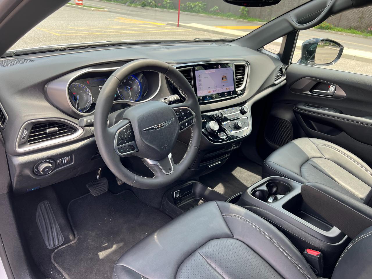 Chrysler Pacifica Select 2026