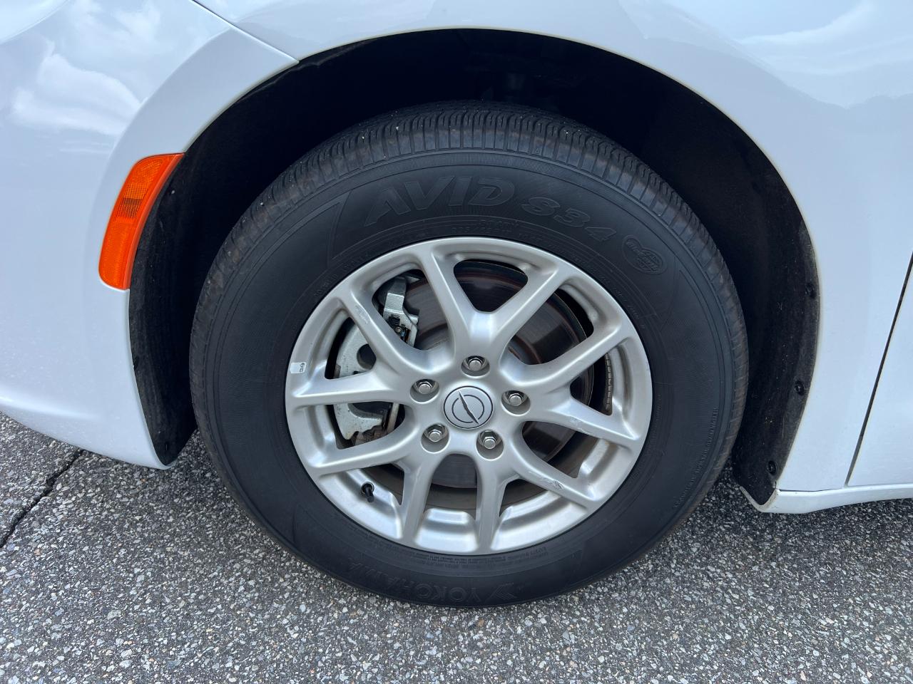 Chrysler Pacifica Select 2026