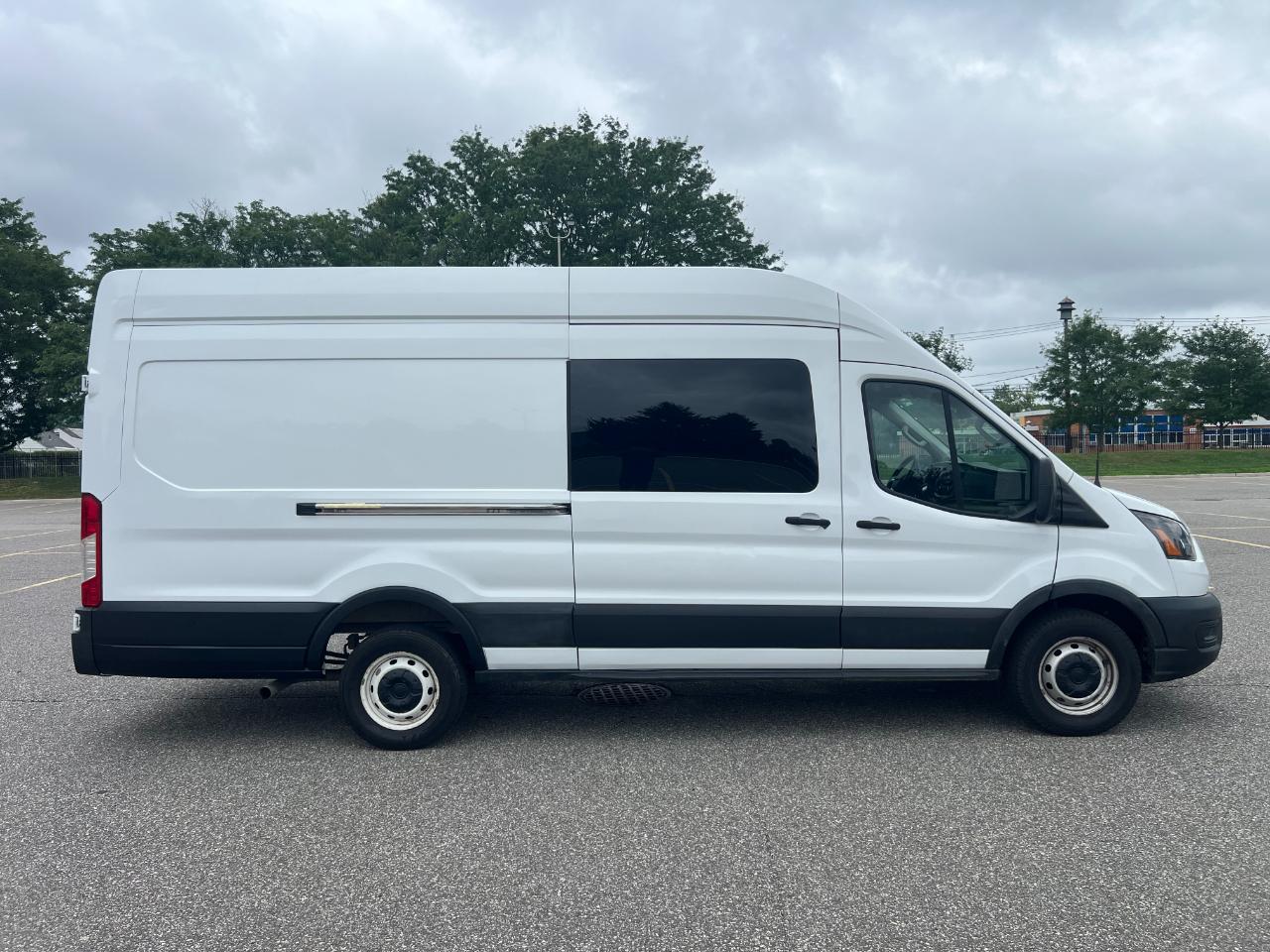 Ford Transit 250 Van High Roof w/Sliding Pass. 148-in. WB EL 2023