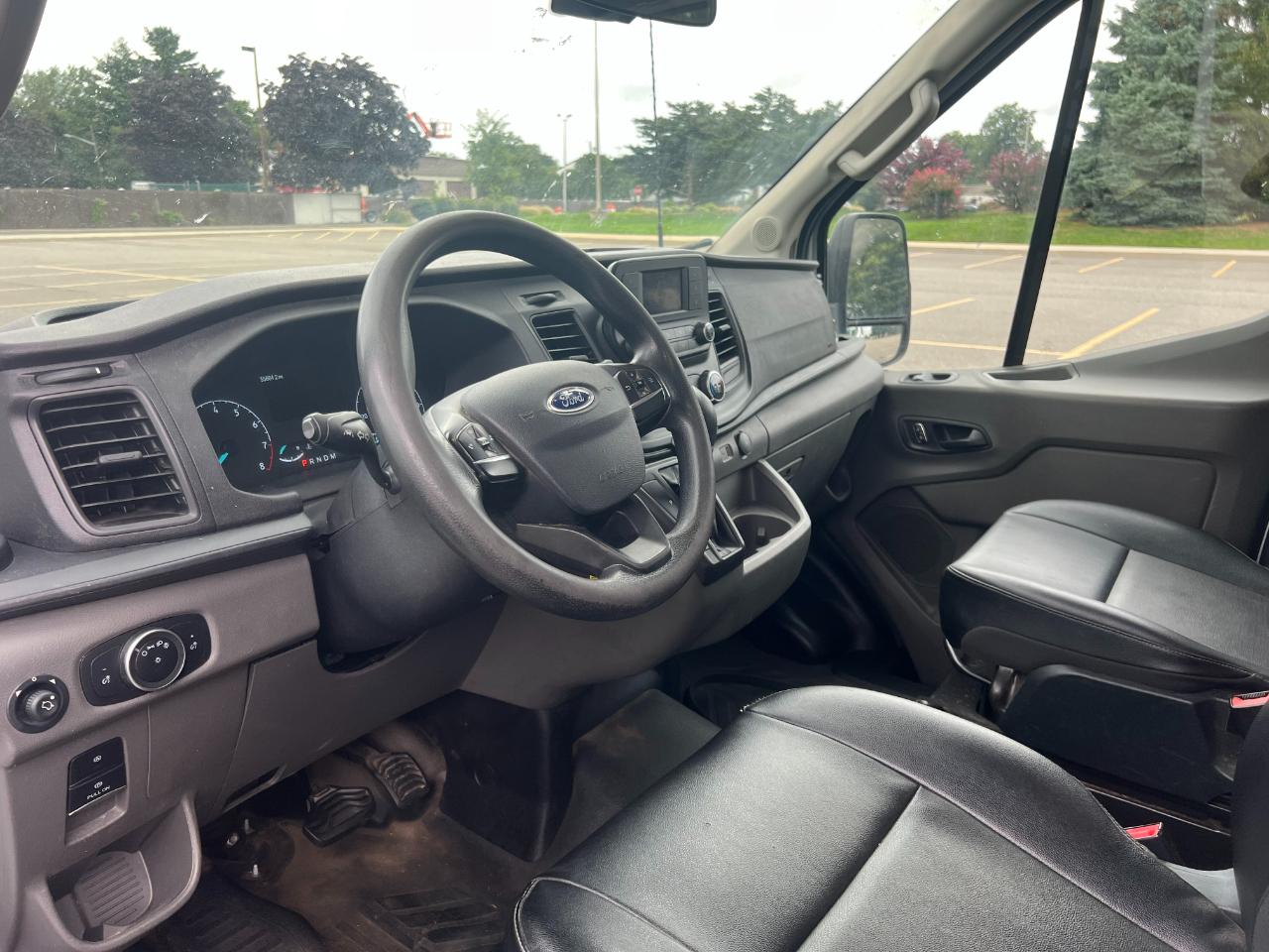 Ford Transit 250 Van High Roof w/Sliding Pass. 148-in. WB EL 2023