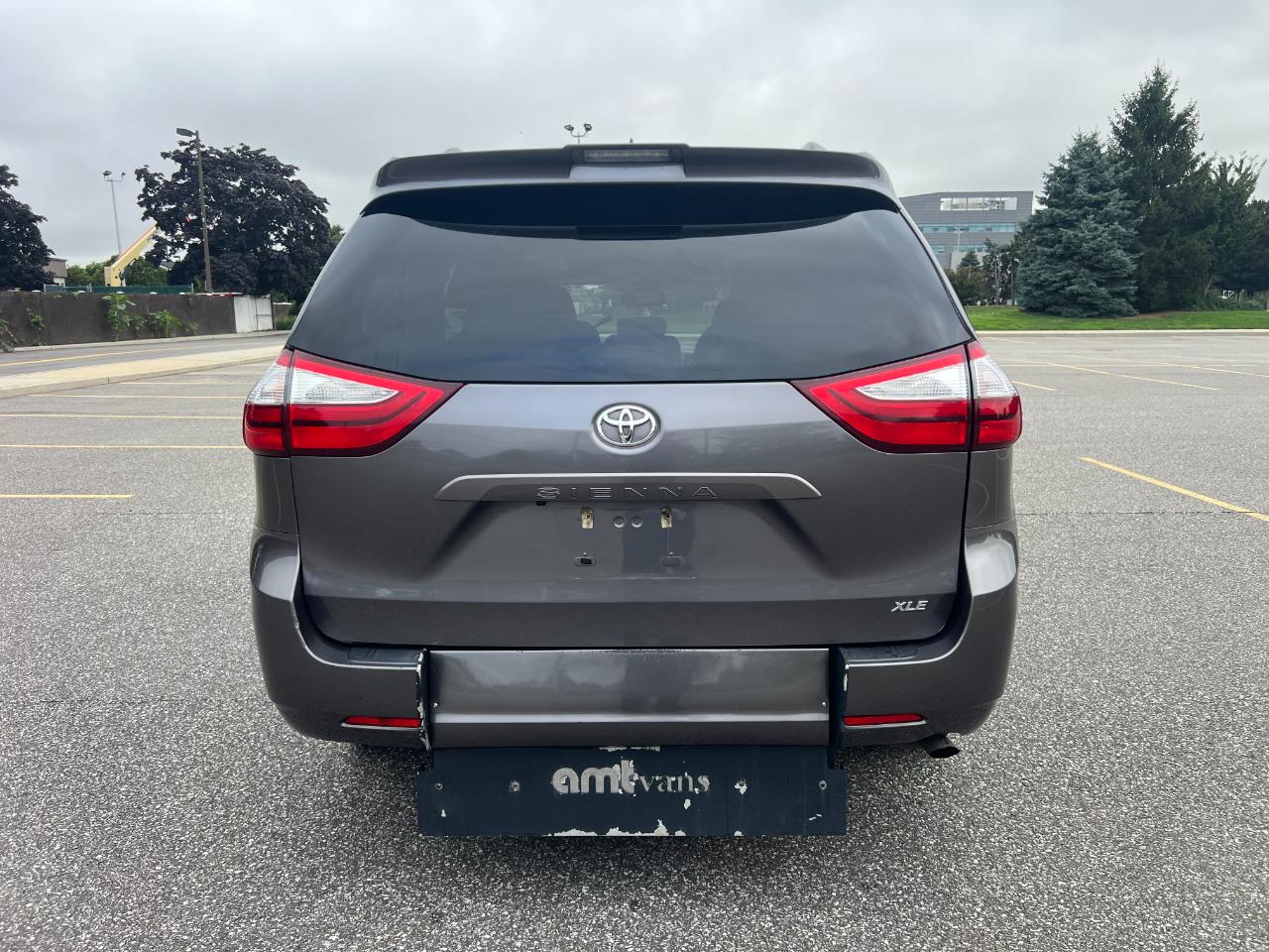 Toyota Sienna Limited Premium 7-Passenger 2019