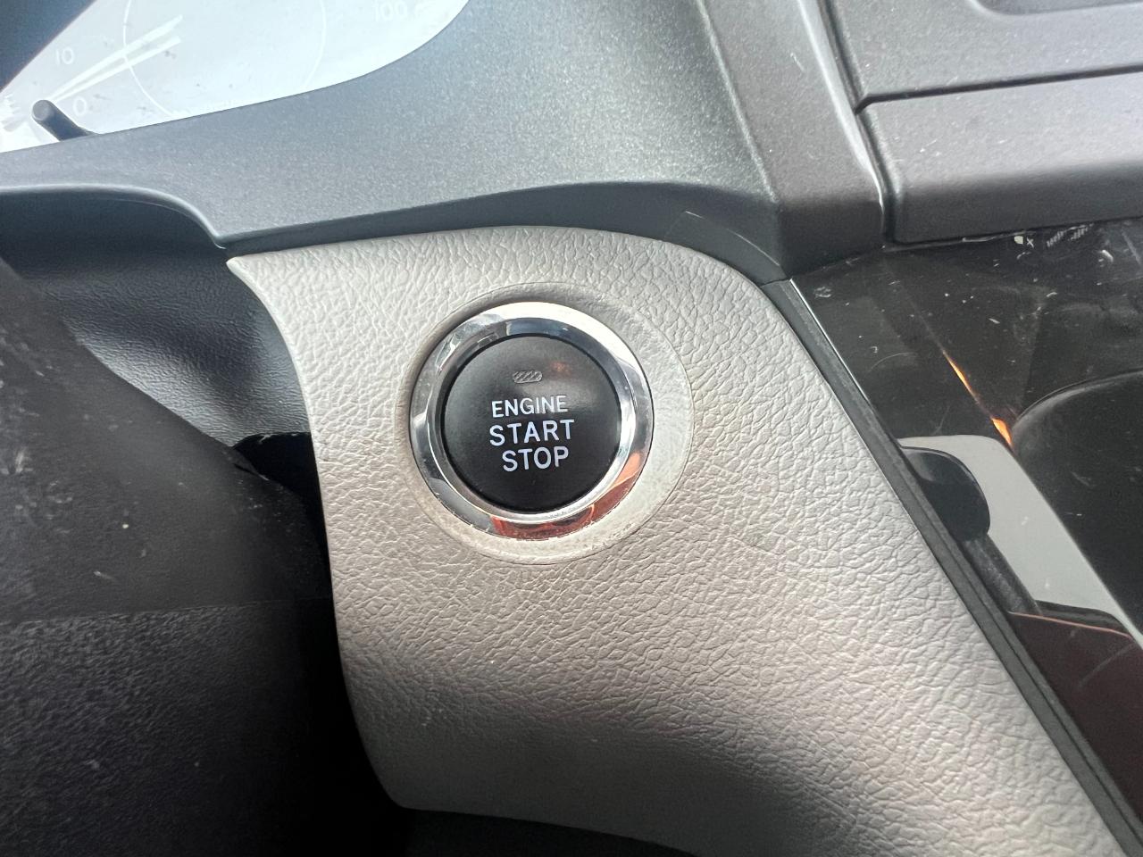 Toyota Sienna Limited Premium 7-Passenger 2019